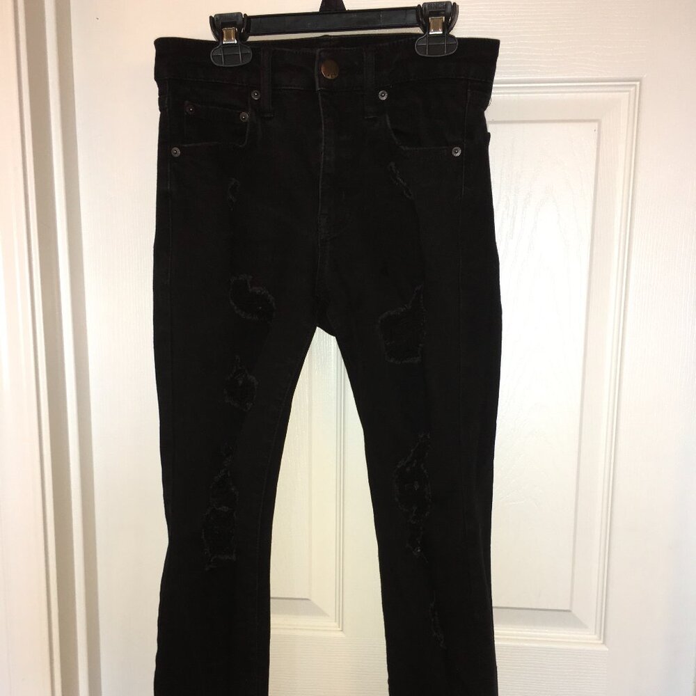 Aeropostale High Rise Jegging – Black, Distressed 4 Short